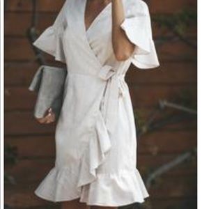 BRAND NEW VICI LINEN WRAP DRESS